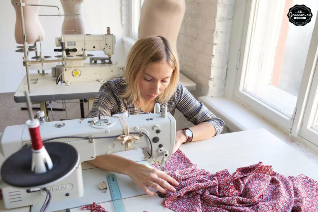 How to learn how to sew and cut from scratch yourself.